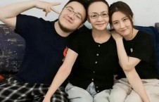 热心娱乐八卦吃瓜